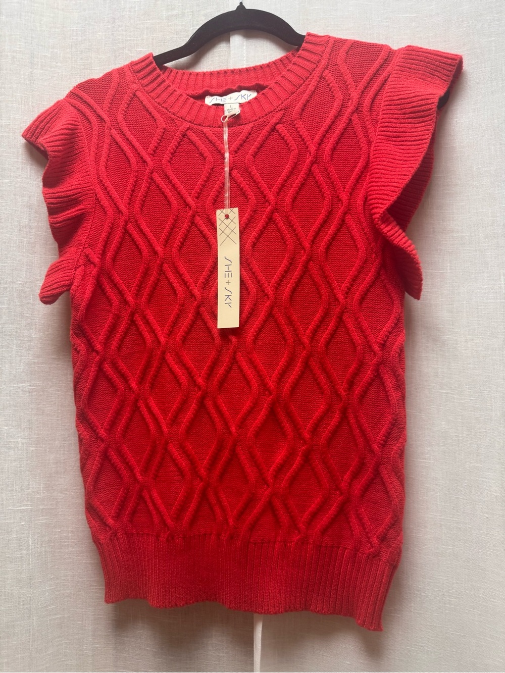 She + Sky Red Diamond-Textured Ruffle-Sleeve Sweater